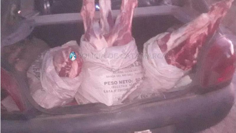 Trasladaba en el baúl más de 100 kilos de carne