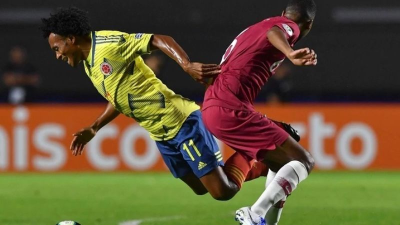 Colombia venció a Qatar y lidera el grupo de Argentina