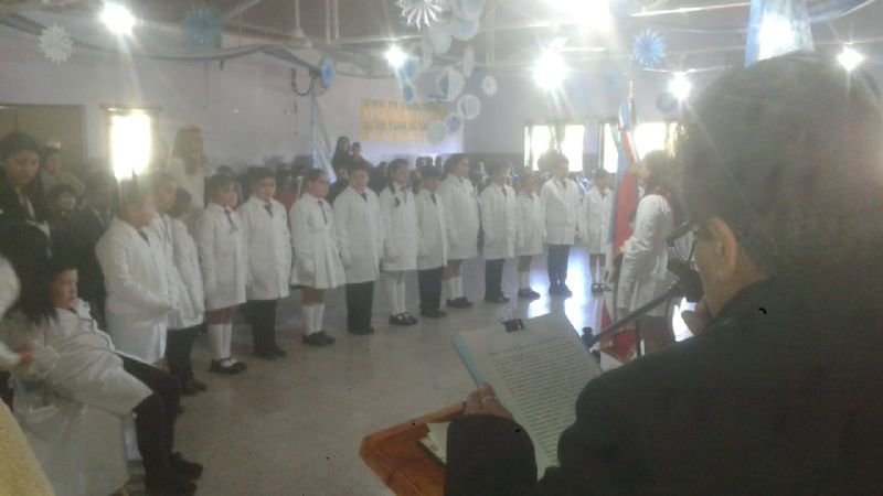 Promesa de Lealtad a la Bandera Nacional en El Alto