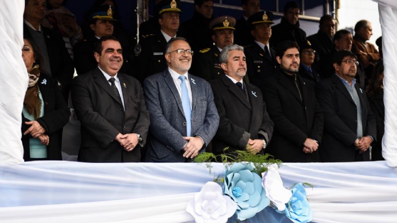 Acto por el Día de la Bandera