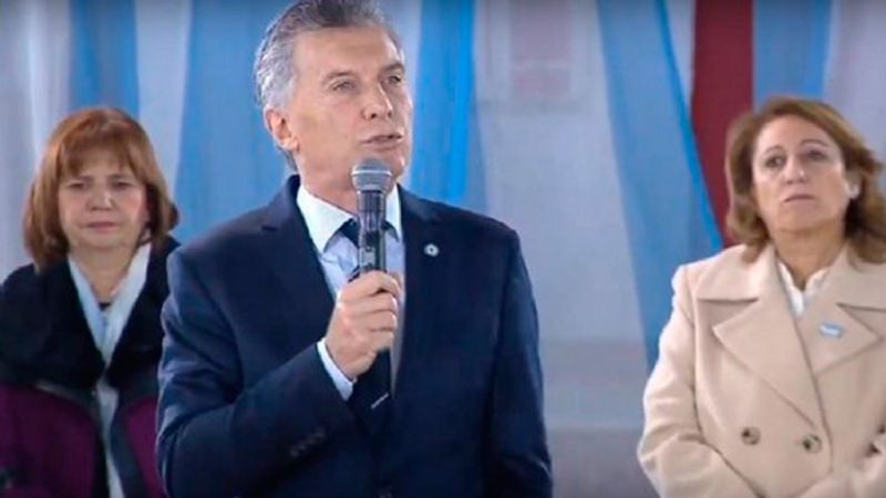Macri apuntó contra Moyano y la "patota del transporte"