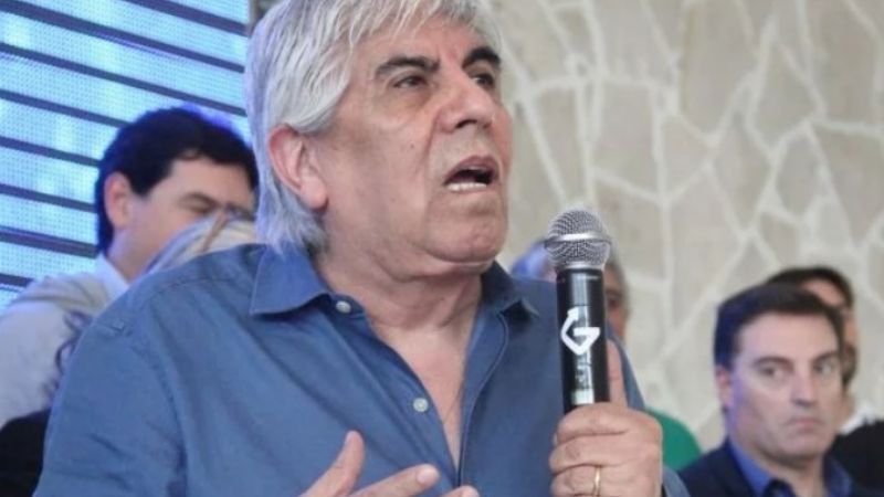 Para Moyano, Macri "es descerebrado, inconsciente e incapaz"