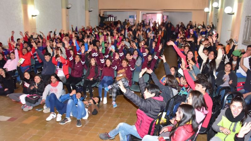 Emoción y reflexión en las jornadas de la UNCA+Cerca en Andalgalá y Pomán