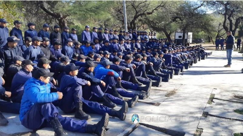 Visita a los aspirantes a agentes de Policía en Las Pirquitas