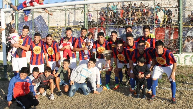 Tesorieri campeón del torneo Apertura 2019 en la Capital