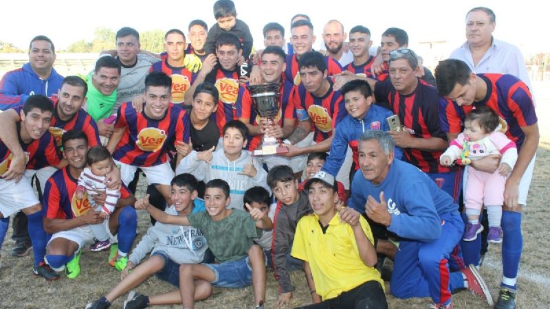 Tesorieri campeón del torneo Apertura 2019 en la Capital
