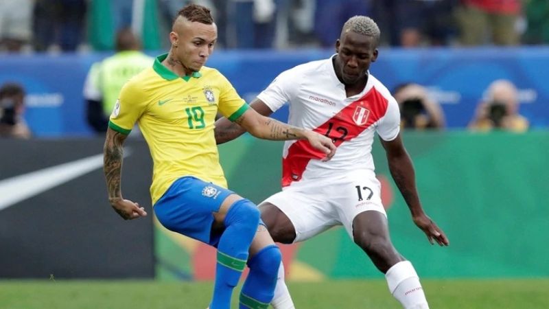 Brasil goleó a Perú y puede ser rival de Argentina