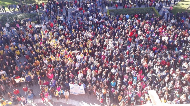 Los catamarqueños expresaron su fe en Jesús presente en la Eucaristía