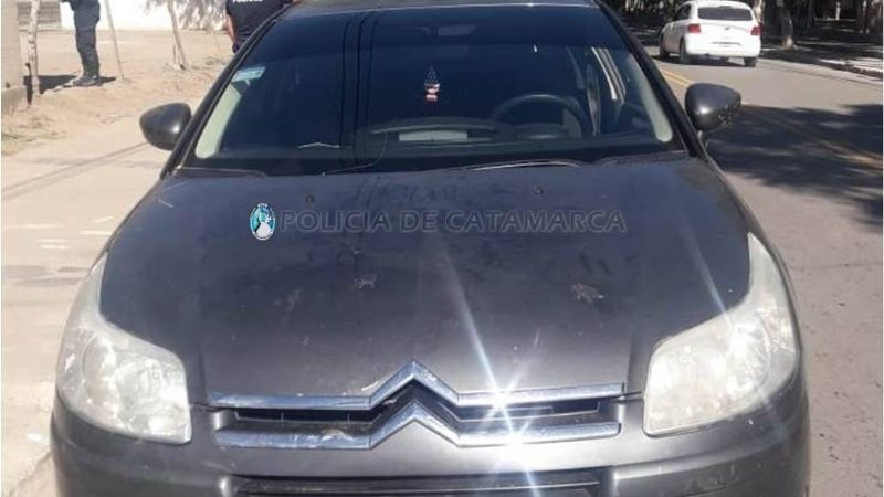 En persecución, detienen a un hombre con droga y resguardan a dos niños