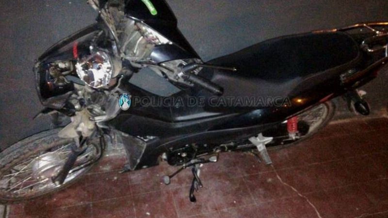 Joven en moto chocó a un animal en la Cuesta El Totoral