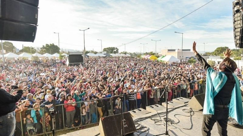Más de 20.000 personas en la fiesta de Comidas Típicas