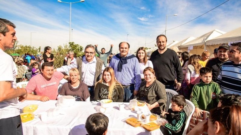 Más de 20.000 personas en la fiesta de Comidas Típicas