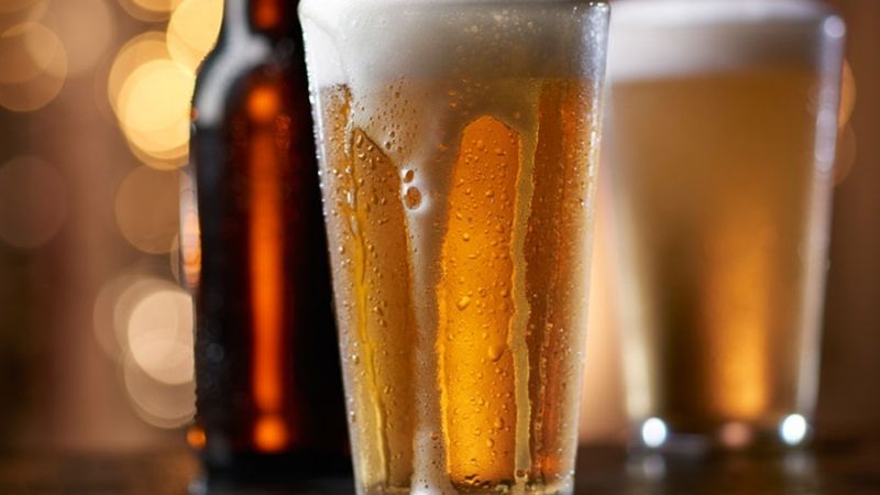 Prohíben la venta en todo el país de tres cervezas importadas