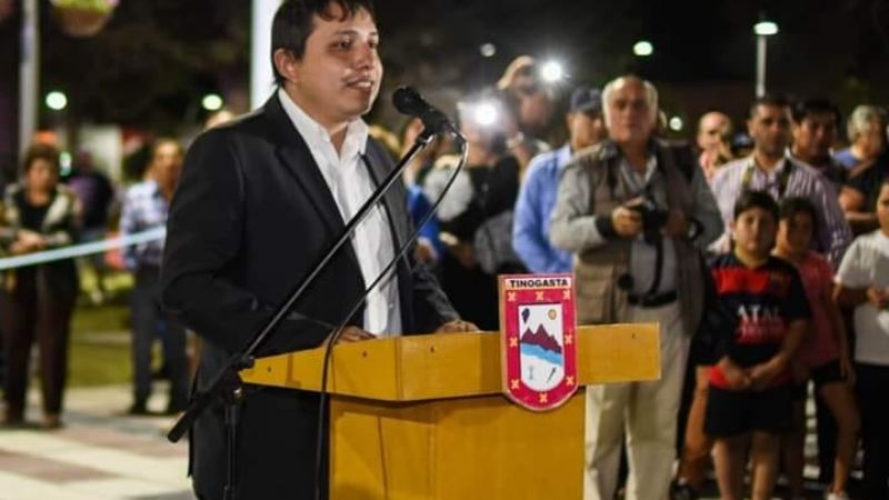 Nóblega emprende el camino para hacer historia en Tinogasta