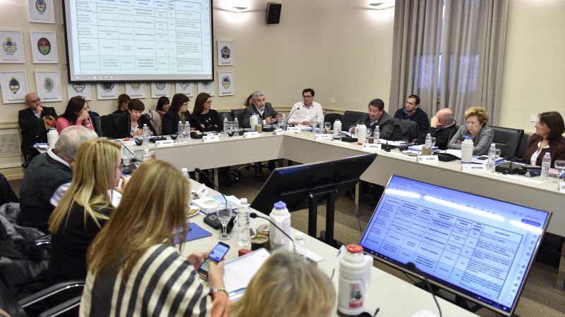 Se reunieron los ministros de Educación de todo el país