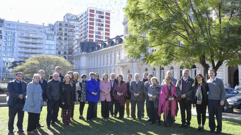 Se reunieron los ministros de Educación de todo el país