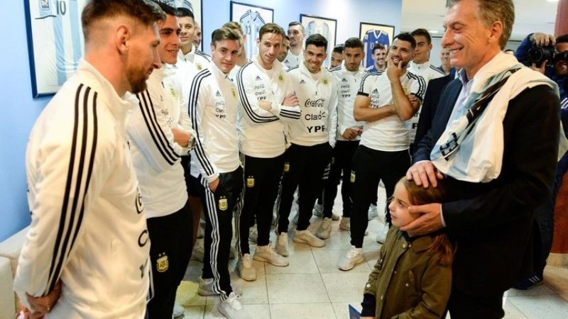 Para el presidente Macri, la Selección es “un desastre”
