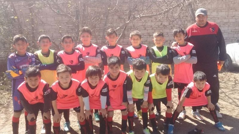 Los Infantiles A y B chacareros juegan hoy y mañana