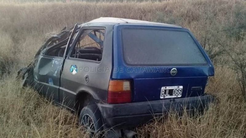 Violento vuelco de un auto en Valle Viejo
