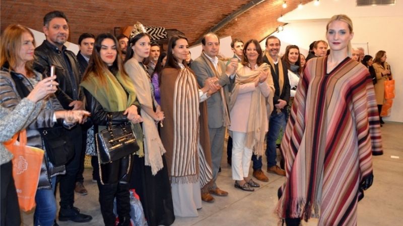 Se presentó en Buenos Aires la Fiesta del Poncho