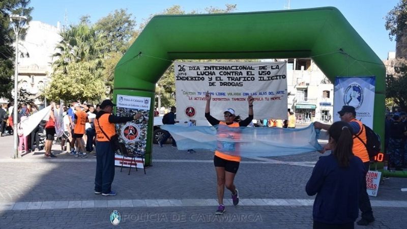 Se corrió la VIII° Maratón Solidaria organizada por la Policía