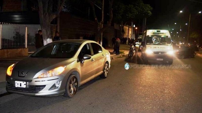Manejaba alcoholizado y chocó contra una poste de luz en avenida Presidente Castillo