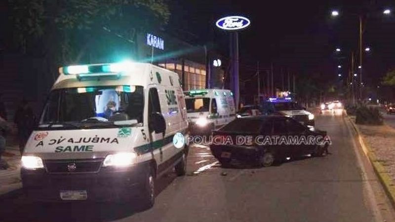 Manejaba alcoholizado y chocó contra una poste de luz en avenida Presidente Castillo