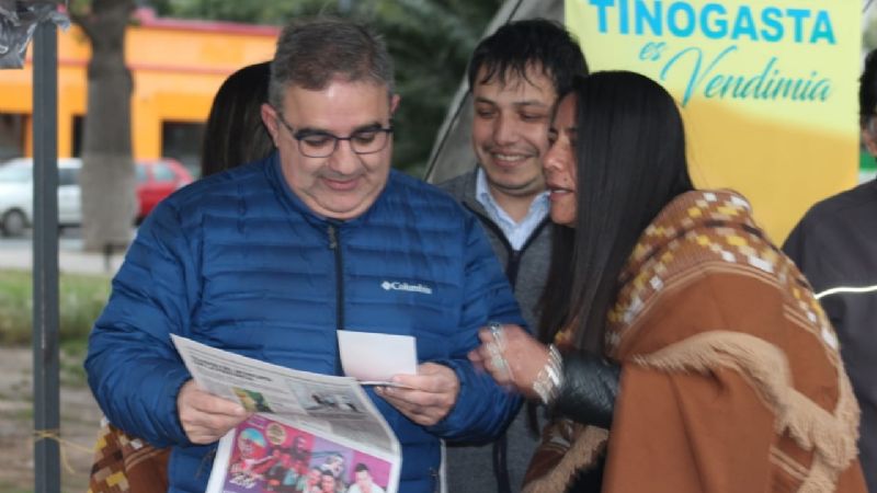 “Tinogasta es vendimia”, se presentó en la alameda