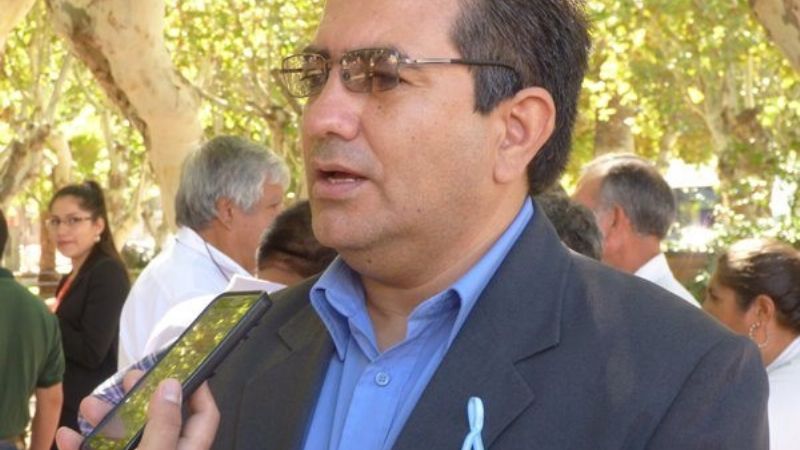 Funcionarios se alejan de Páez