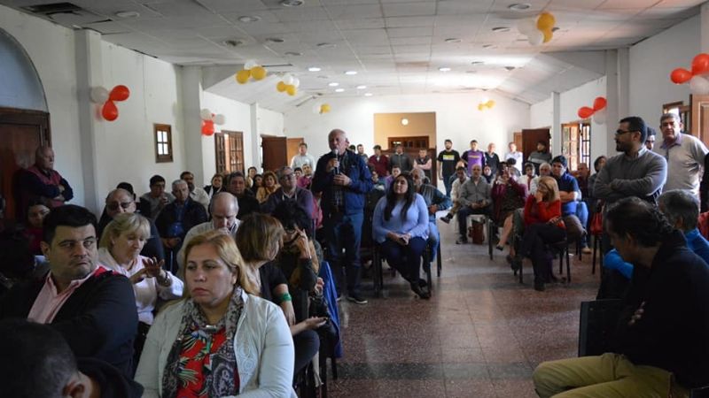 Crece la grieta radical y sectores proponen candidatos para las PASO