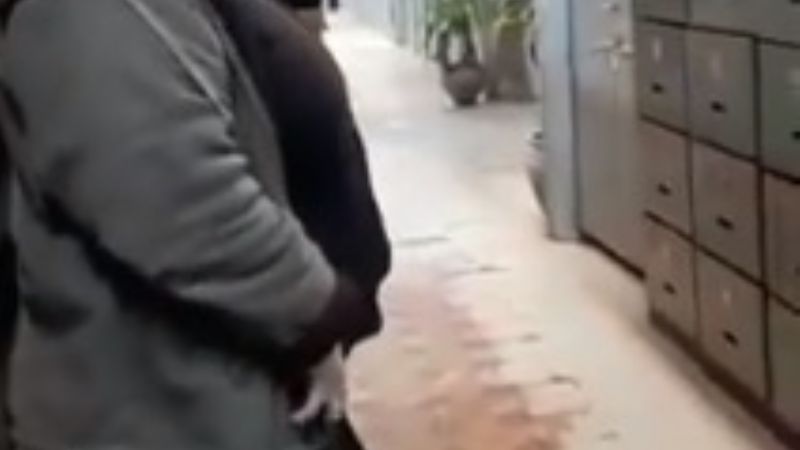 Docente reclama el pago de seis meses y amenaza atentar contra su vida