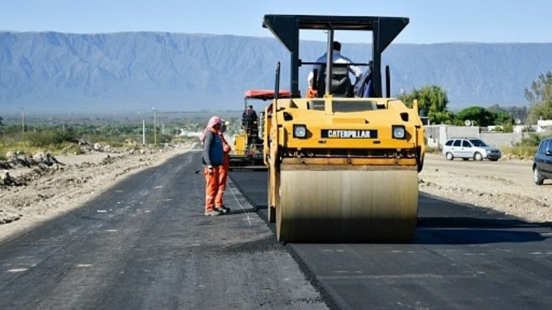 Anillo Vial: ya se pavimenta la avenida Bicentenario