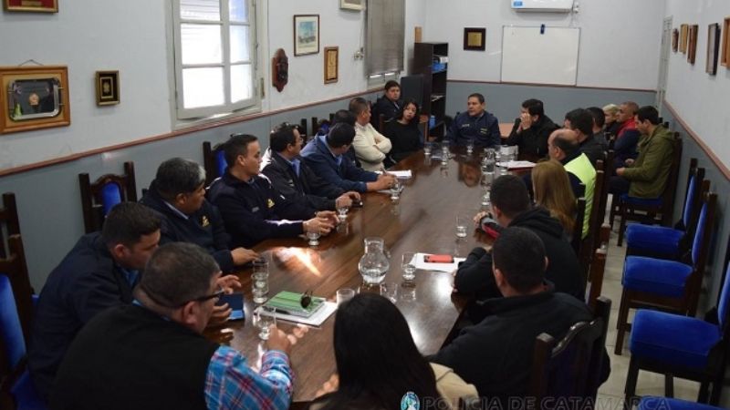 Buscan acordar pautas para impedir ingreso de menores a los boliches