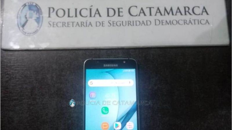 Aprehenden a un joven que robó un celular de un local de comidas