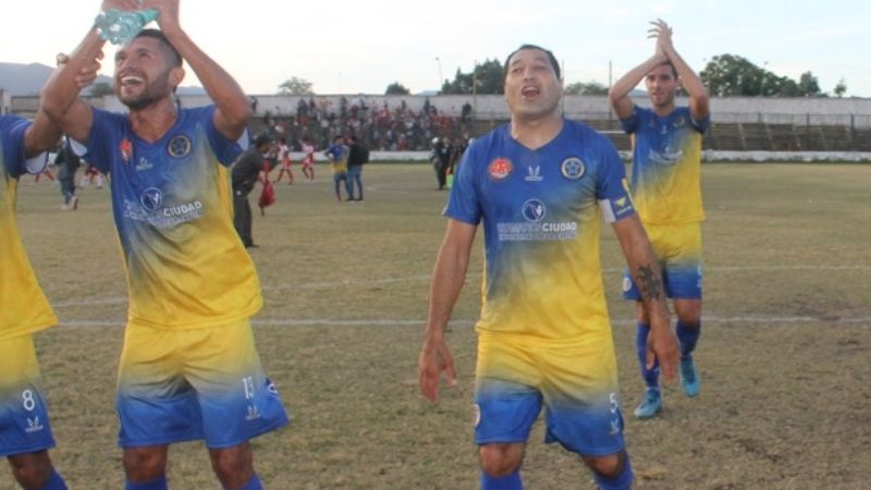 Policial pasó en un partidazo: 3-2 a Villa Cubas