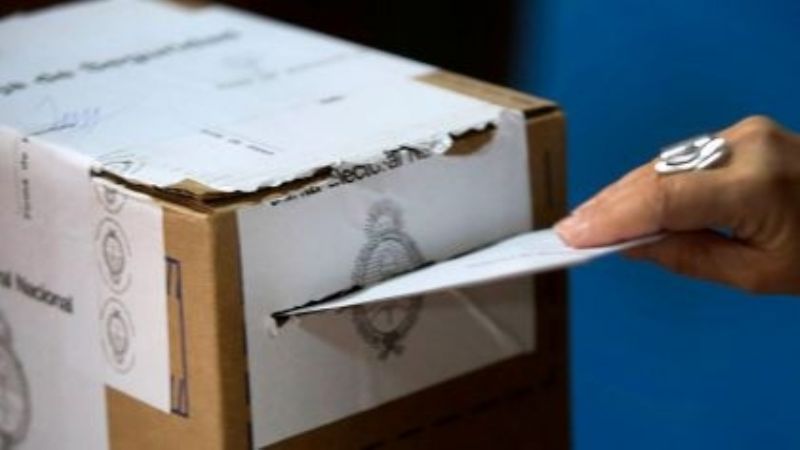 Recreo lidera el ranking con 12 candidatos a intendente