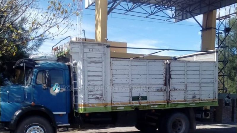 Secuestran casi 200 vehículos en puestos camineros