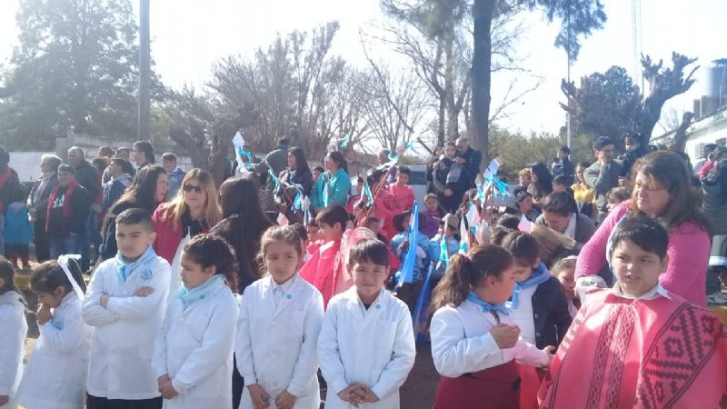 Acto del Día de la Independencia en Quirós