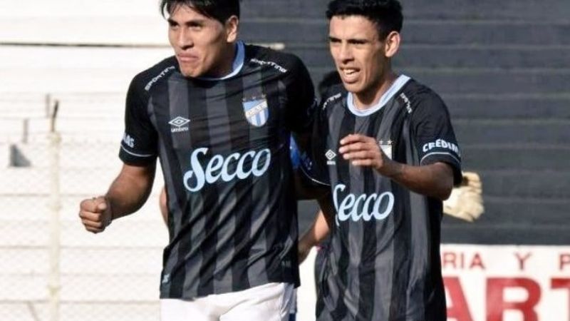 Matías Solohaga cumple con goles en Atlético Tucumán