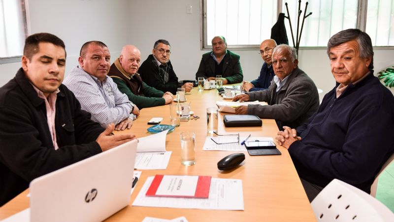 Senadores recibieron a Policías Retirados