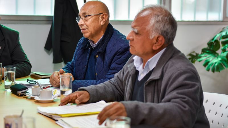 Senadores recibieron a Policías Retirados