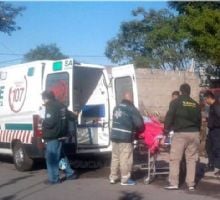 Provocó un incendio en su casa, y terminó con su mamá internado en el hospital