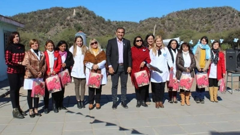 Festejaron el Día de la Independencia en El Jumeal