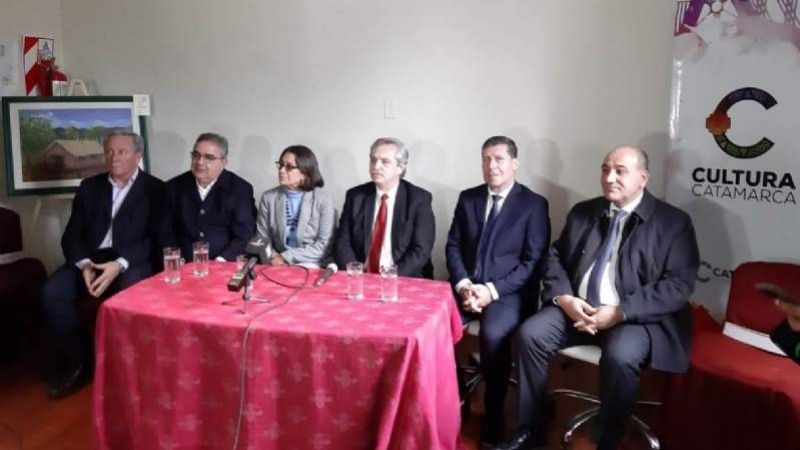 “¡Alberto presidente!”, así fue recibido en Catamarca