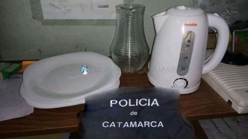 Ofrecían por Facebook elementos robados y cayeron preso