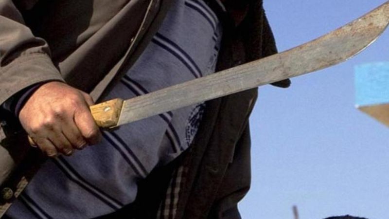 Atacaron con un machete a un joven que terminó en el hospital