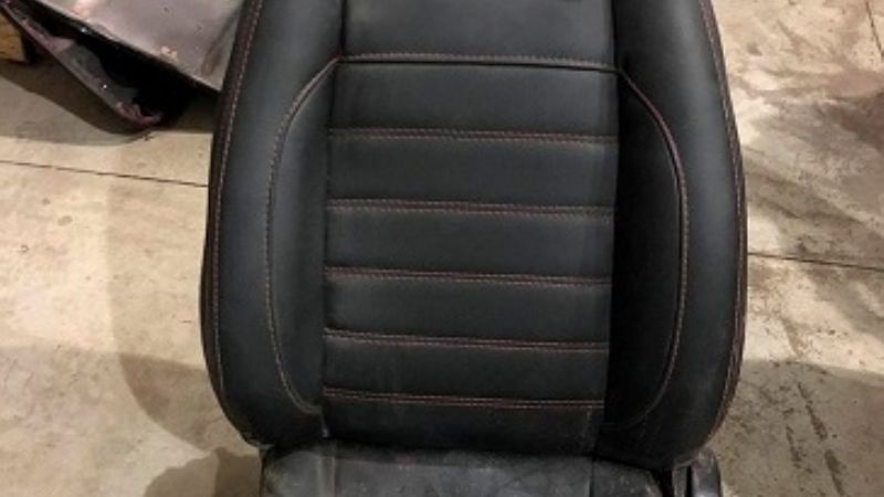 Desbarataron una fábrica que falsificaba autos Ferrari y Lamborghini