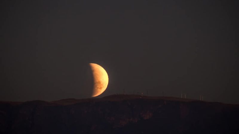 Así se vio el eclipse de luna desde El Jumeal