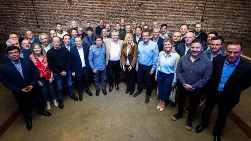 Alberto Fernández: “Los intendentes van a ser socios del futuro de la Argentina”