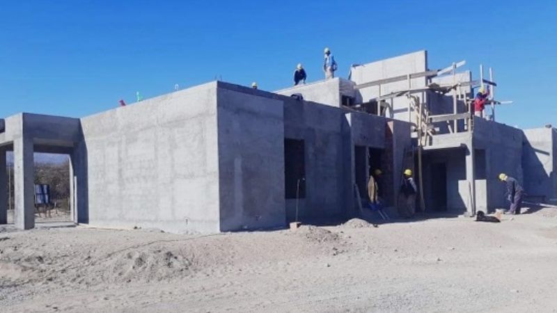 Avanza a pasos agigantados la obra de la Hostería